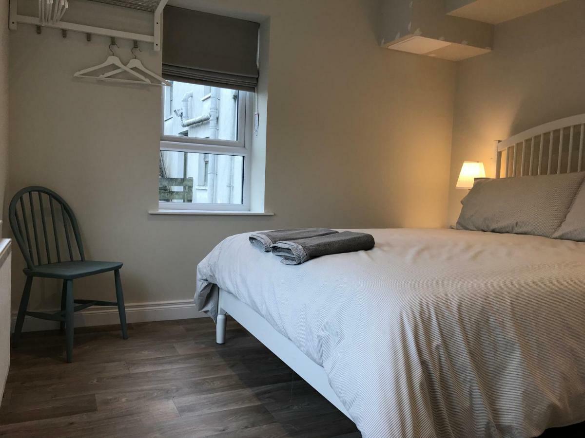 Bush House - The Courthouse Apartment *